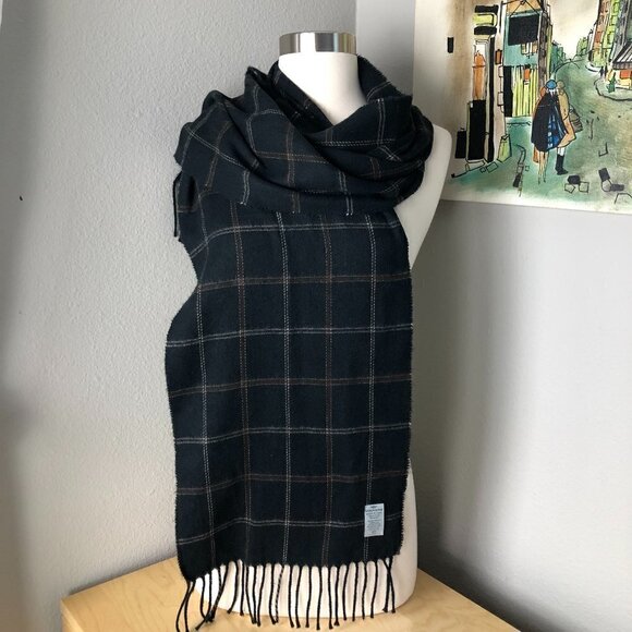 Dockers Other - Dockers Plaid Scarf - Made in Italy